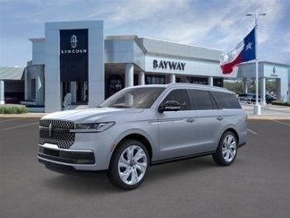 New 2025 Lincoln Navigator Reserve image 1