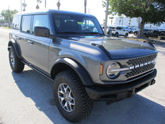 New 2025 Ford Bronco Badlands image 1
