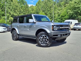 Used 2023 Ford Bronco Outer Banks image 1