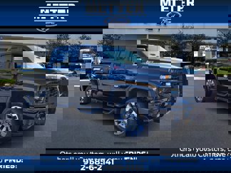 Used 2024 Chevrolet Silverado 2500 Custom w/ Custom Value Package image 1