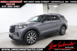 New 2025 Ford Explorer ST-Line image 1