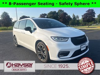 New 2026 Chrysler Pacifica Select image 1