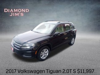 Used 2017 Volkswagen Tiguan S image 1