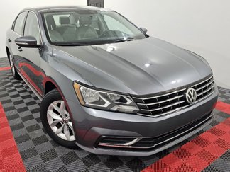 Used 2017 Volkswagen Passat 1.8T S image 1
