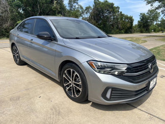 Used 2022 Volkswagen Jetta Sport image 1