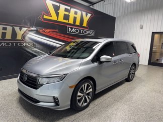Used 2023 Honda Odyssey Touring image 1
