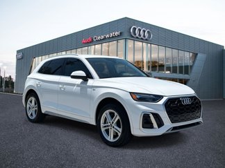 Used 2022 Audi Q5 e Premium w/ Convenience Package image 1