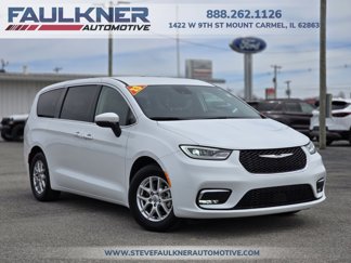 Certified 2023 Chrysler Pacifica Touring-L image 1