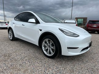 Used 2022 Tesla Model Y Long Range image 1