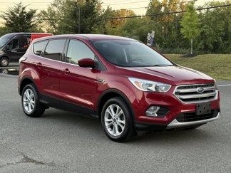 Used 2017 Ford Escape SE image 1