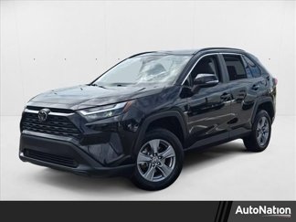 Used 2022 Toyota RAV4 XLE image 1