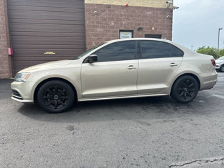 Used 2016 Volkswagen Jetta S image 1