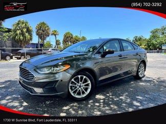 Used 2020 Ford Fusion SE image 1