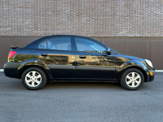 Used 2009 Kia Rio LX image 1