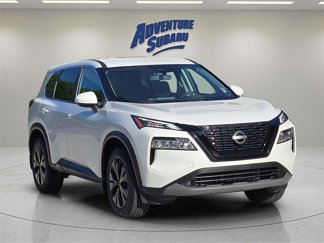 Used 2023 Nissan Rogue SV image 1