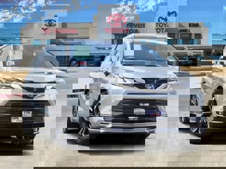 New 2025 Toyota Sienna Platinum image 1
