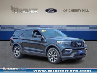 Certified 2022 Ford Explorer ST-Line w/ Class IV Trailer Tow Package image 1