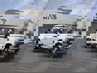 New 2025 Ford F350 4x4 Crew Cab DRW Super Duty image 1