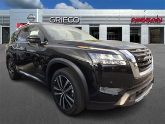 New 2025 Nissan Pathfinder Platinum image 1