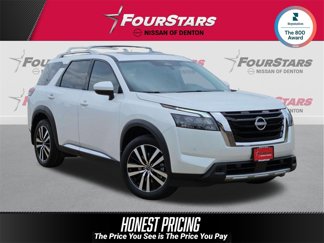 New 2025 Nissan Pathfinder Platinum image 1