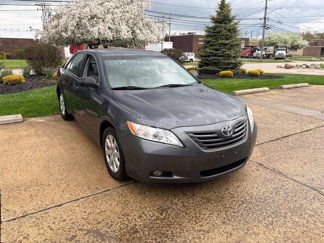 Used 2009 Toyota Camry XLE image 1