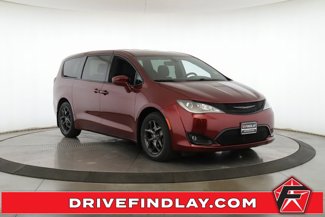 Used 2020 Chrysler Pacifica Touring w/ S Appearance Package image 1
