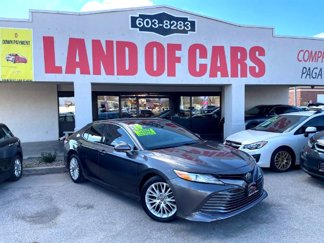Used 2018 Toyota Camry LE image 1