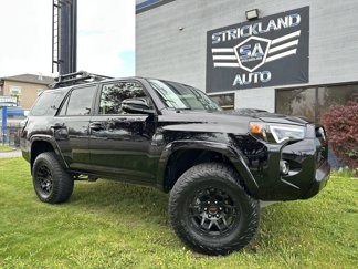 Used 2024 Toyota 4Runner TRD Off-Road Premium image 1