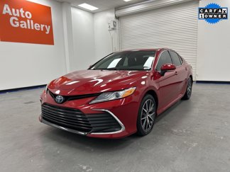 Used 2024 Toyota Camry XLE image 1