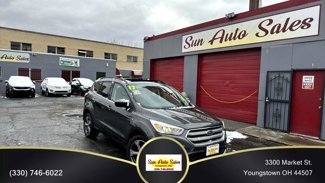 Used 2017 Ford Escape SE w/ Equipment Group 201A image 1