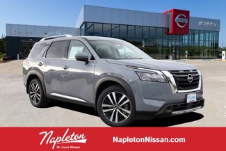 New 2025 Nissan Pathfinder Platinum image 1