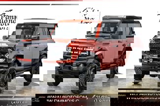 Used 2023 Ford Bronco Wildtrak image 1