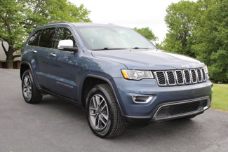 Used 2020 Jeep Grand Cherokee Limited w/ Luxury Group II image 1