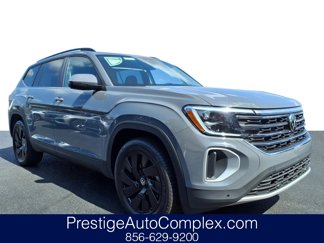 New 2025 Volkswagen Atlas SE image 1