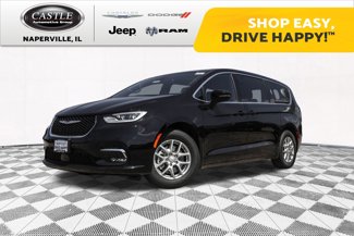 New 2026 Chrysler Pacifica Select image 1