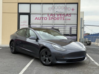 Used 2023 Tesla Model 3 Standard Range image 1