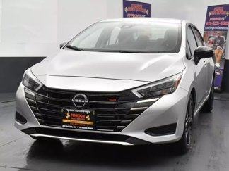 Used 2024 Nissan Versa SR image 1