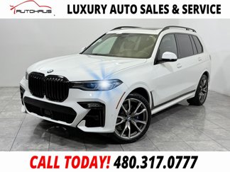 Used 2021 BMW X7 M50i image 1