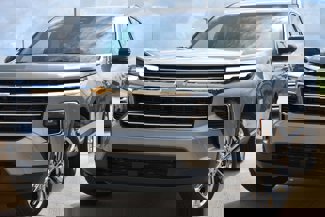 New 2025 Chevrolet Traverse LT image 1