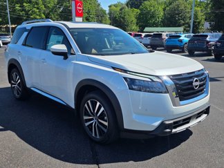 New 2025 Nissan Pathfinder Platinum image 1