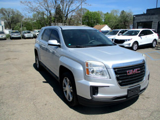 Used 2017 GMC Terrain SLE image 1