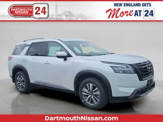 New 2025 Nissan Pathfinder SL w/ Black Appearance Package image 1