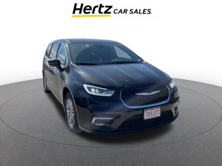 Used 2024 Chrysler Pacifica Touring-L image 1
