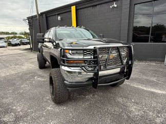 Used 2018 Chevrolet Silverado 1500 LT w/ Trailering Package image 1