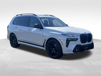 New 2026 BMW X7 M60i image 1