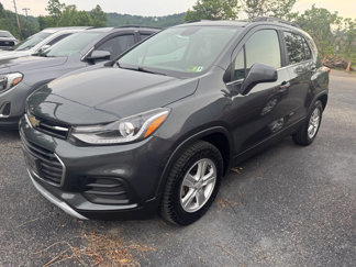 Used 2018 Chevrolet Trax LT w/ LT Convenience Package image 1