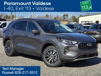 New 2025 Ford Escape SE image 1