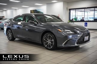 Certified 2025 Lexus ES 300h w/ Premium Package image 1