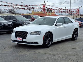 Used 2023 Chrysler 300 S image 1