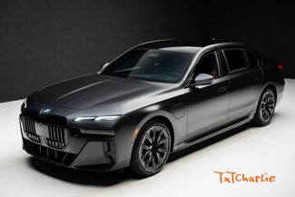 Used 2024 BMW 750e xDrive image 1